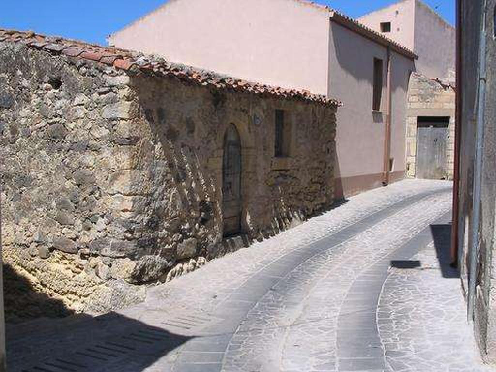 B&B Su Rizolu Sagama Exterior photo